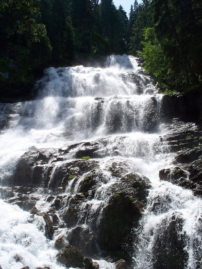 Kiental; Trekking and painting in the Bernese Oberland