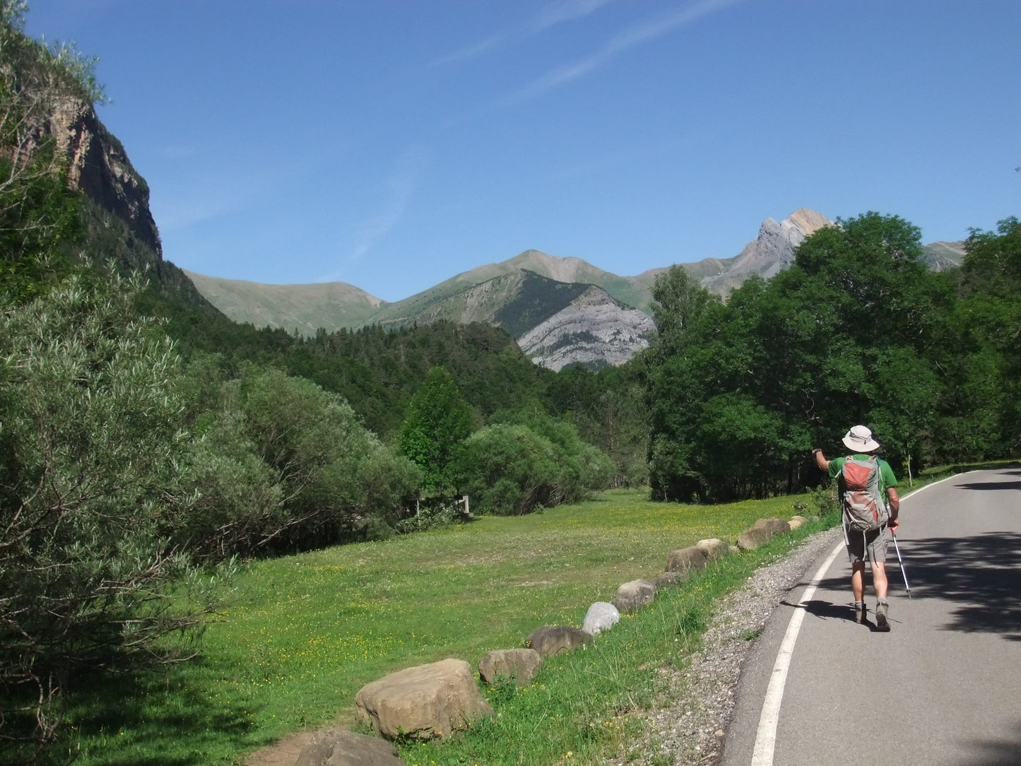 Ordesa Valley Hike - Spanish Pyreness